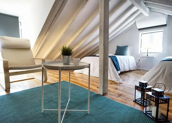 Alfama Historical 3 Bedroom Duplex Appartamento Lisbona