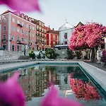 Alfama Historical 3 Bedroom Duplex