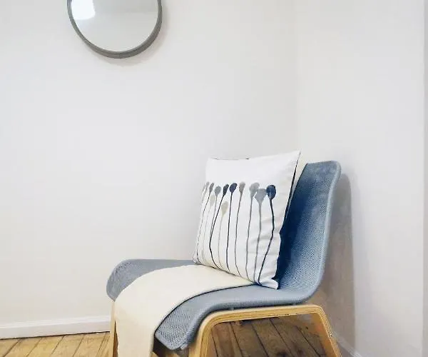 Alfama Historical 3 Bedroom Duplex