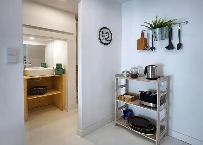 Alfama Historical 3 Bedroom Duplex