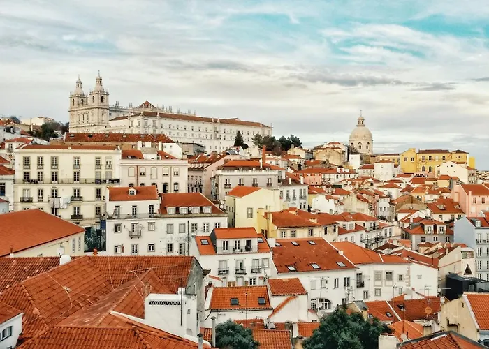 Alfama Historical 3 Bedroom Duplex شقة Lisboa